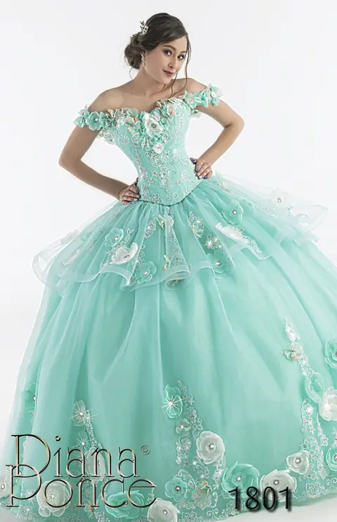 Vestido de XV años modelo 1801 Menta Encaje — Diana Ponce Zamora
