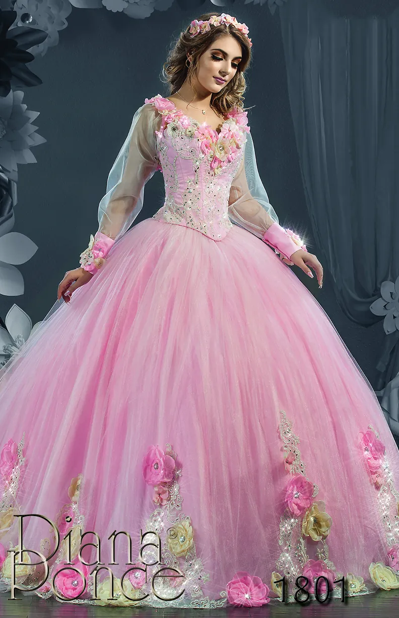 Vestido de XV años modelo 1801 Rosa Primavera — Diana Ponce