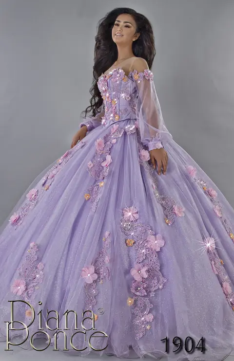 Vestido de XV años modelo 1904 Lila Romántico — Diana Ponce Zamora
