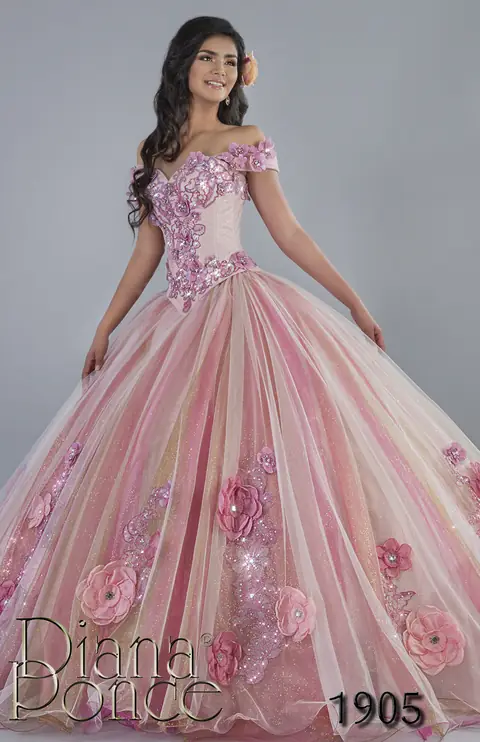 Vestido de XV años modelo 1905 Rosa Durazno — Diana Ponce Zamora