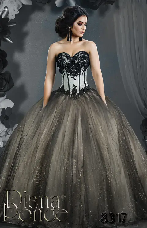 Vestido de XV años modelo 8317 Negro Encaje — Diana Ponce Zamora